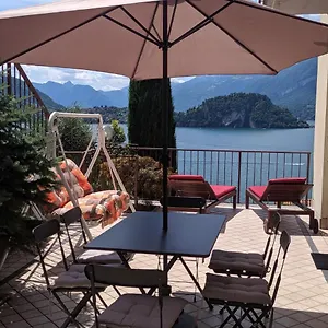 Sweet View , Varenna Włochy