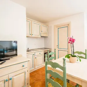 Le Residenze Del Baia Marina - Via Del Mare Appartamento