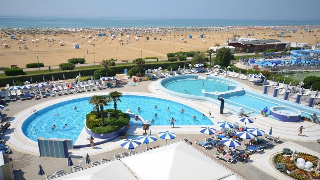 Aparthotel Imperial Bibione 4*,  Italia